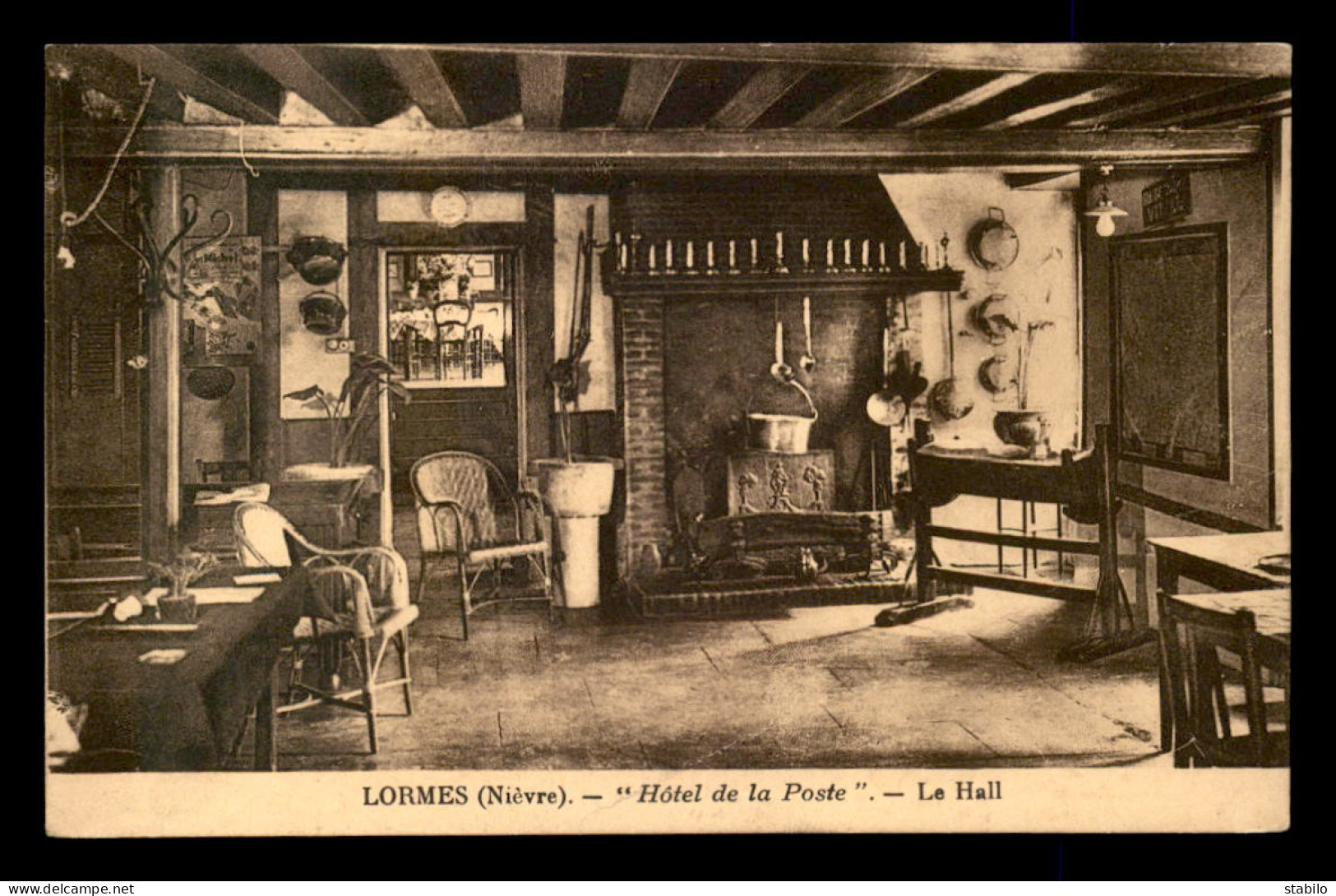 58 - LORMES - HOTEL DE LA POSTE - LE HALL - Lormes