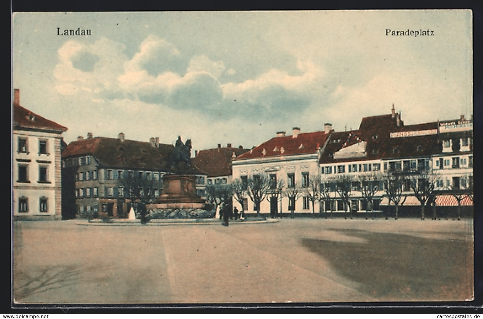 AK Landau / Pfalz, Paradeplatz  - Landau