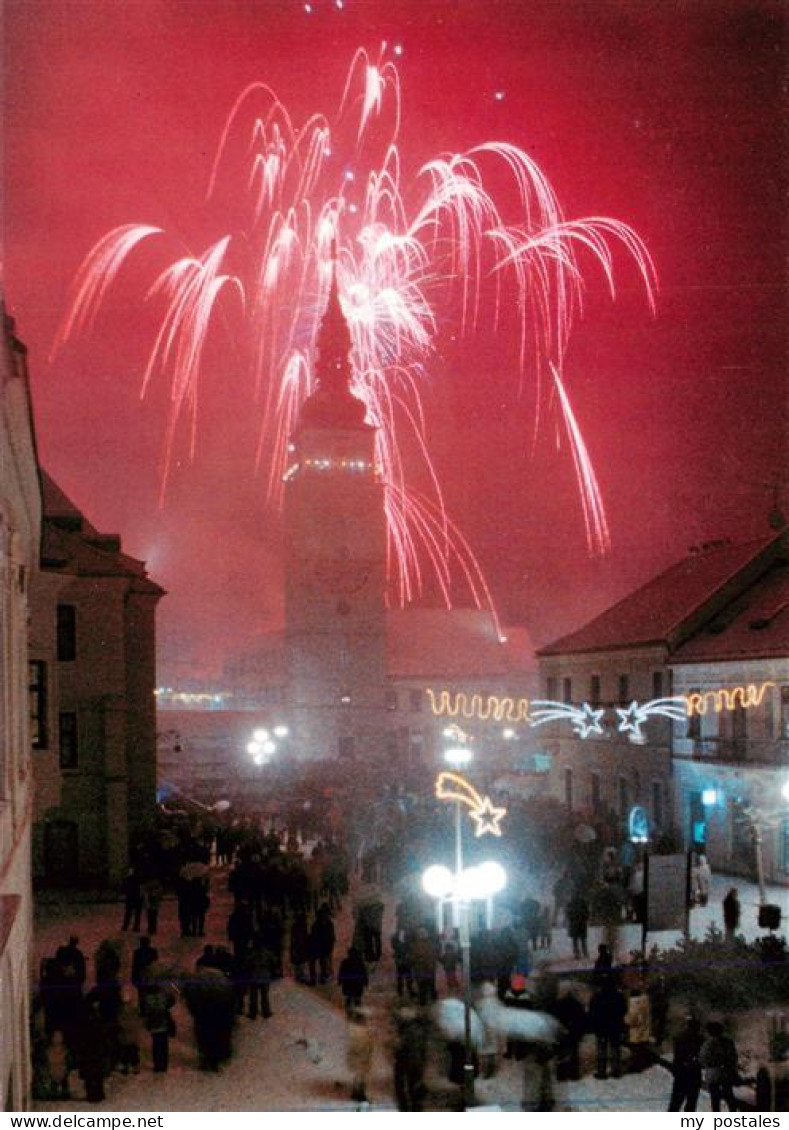 73943145 Bratislava_Pressburg_Pozsony_SK Stadtzentrum Feuerwerk Nachtaufnahme - Slovaquie