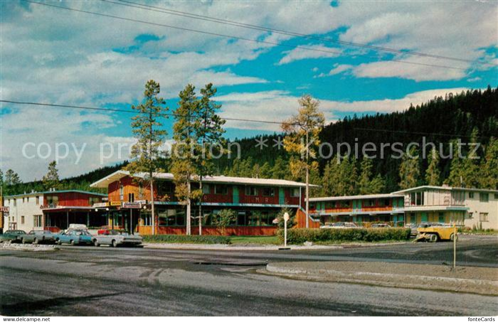 73301690 Jasper Alberta Mount Robson Motor Inn  Jasper Alberta - Unclassified