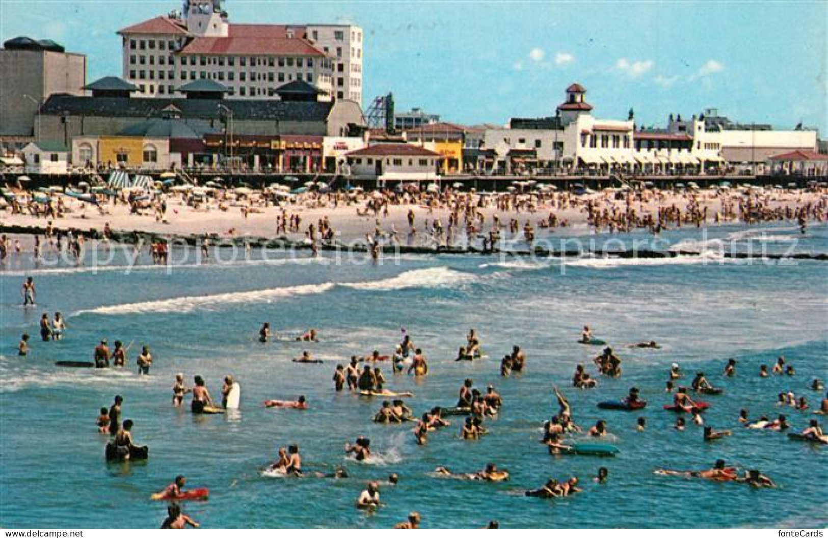 73300420 Ocean_City_New_Jersey Panoramic View Of Ocean Beach And Skyline - Autres & Non Classés