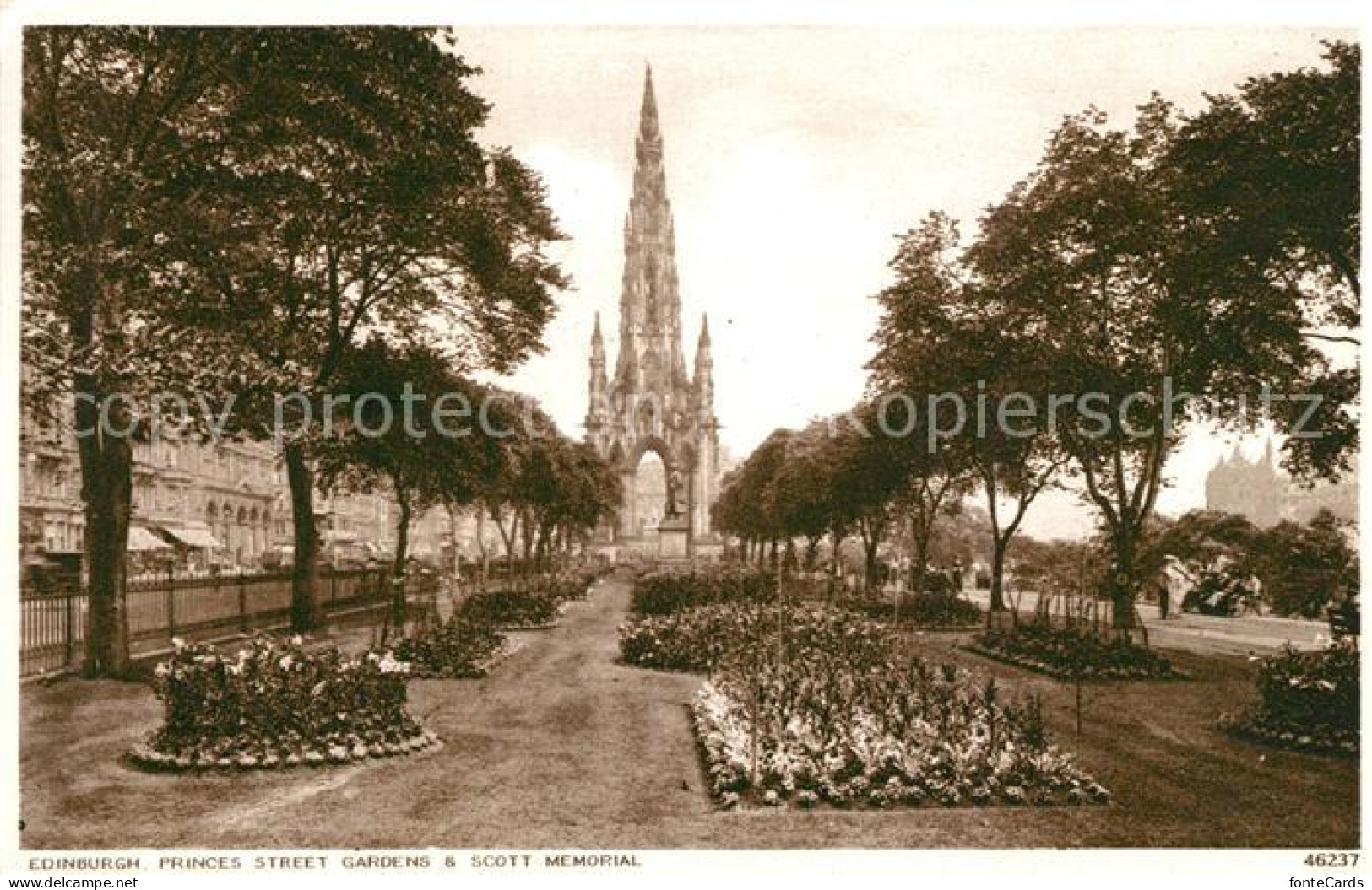 73294126 Edinburgh Pinces Street Gardens Scott Memorial Edinburgh - Other & Unclassified