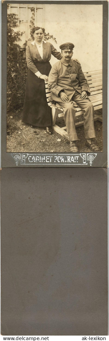 Soldat Auf Bank Frau - Cabinet Porträt 1914 Privatfoto Kabinettfoto - Personen