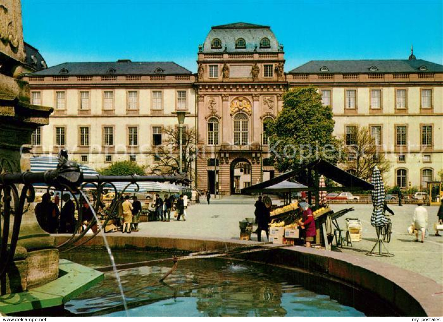 73357595 Darmstadt Brunnen Marktplatz Schloss Tor Zu Odenwald Und Bergstrasse Da - Darmstadt