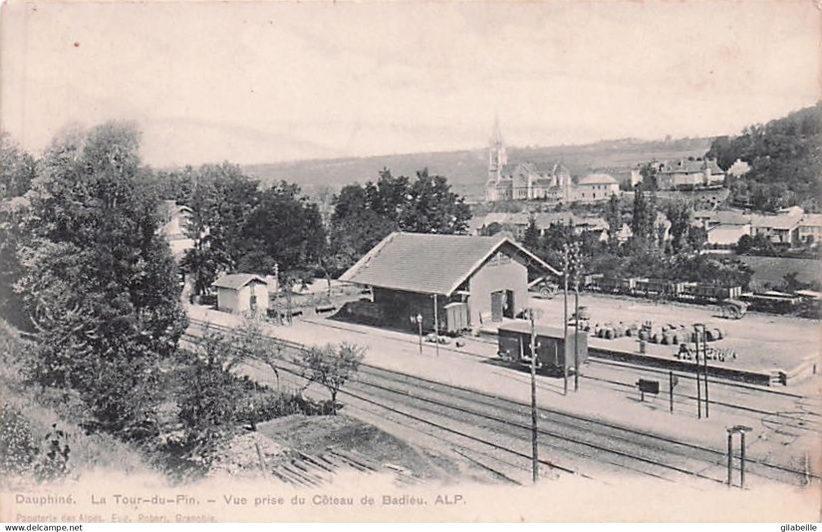 38 - LA TOUR Du PIN  - Vue Prise Du Coteau De Badieu - La Gare - 1904 - La Tour-du-Pin