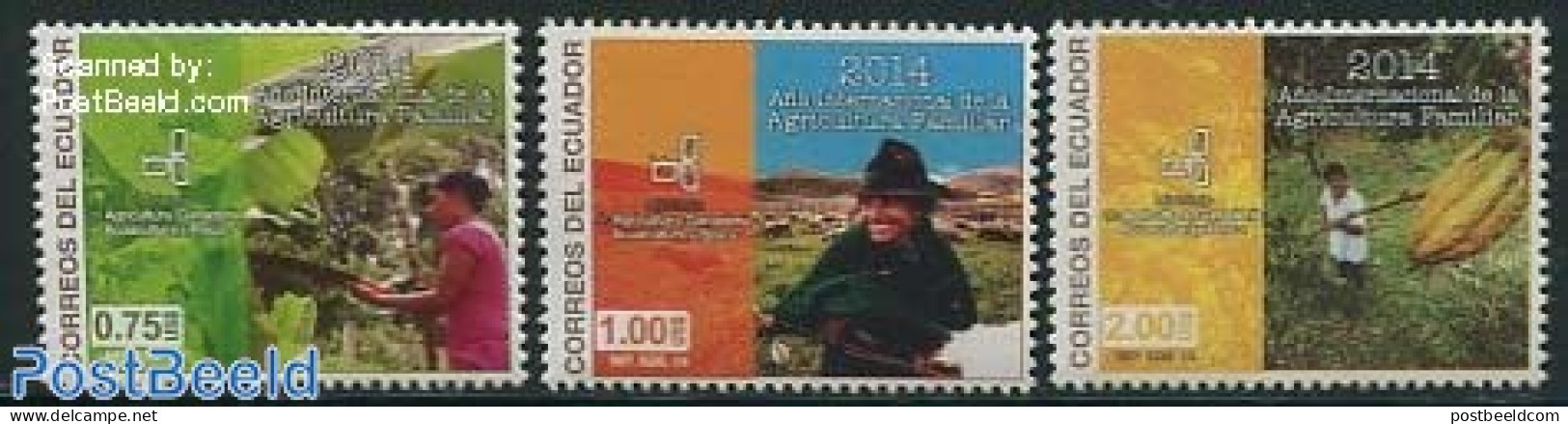 Ecuador 2014 Int. Year Of Farmers Family 3v, Mint NH, Various - Agriculture - Landwirtschaft