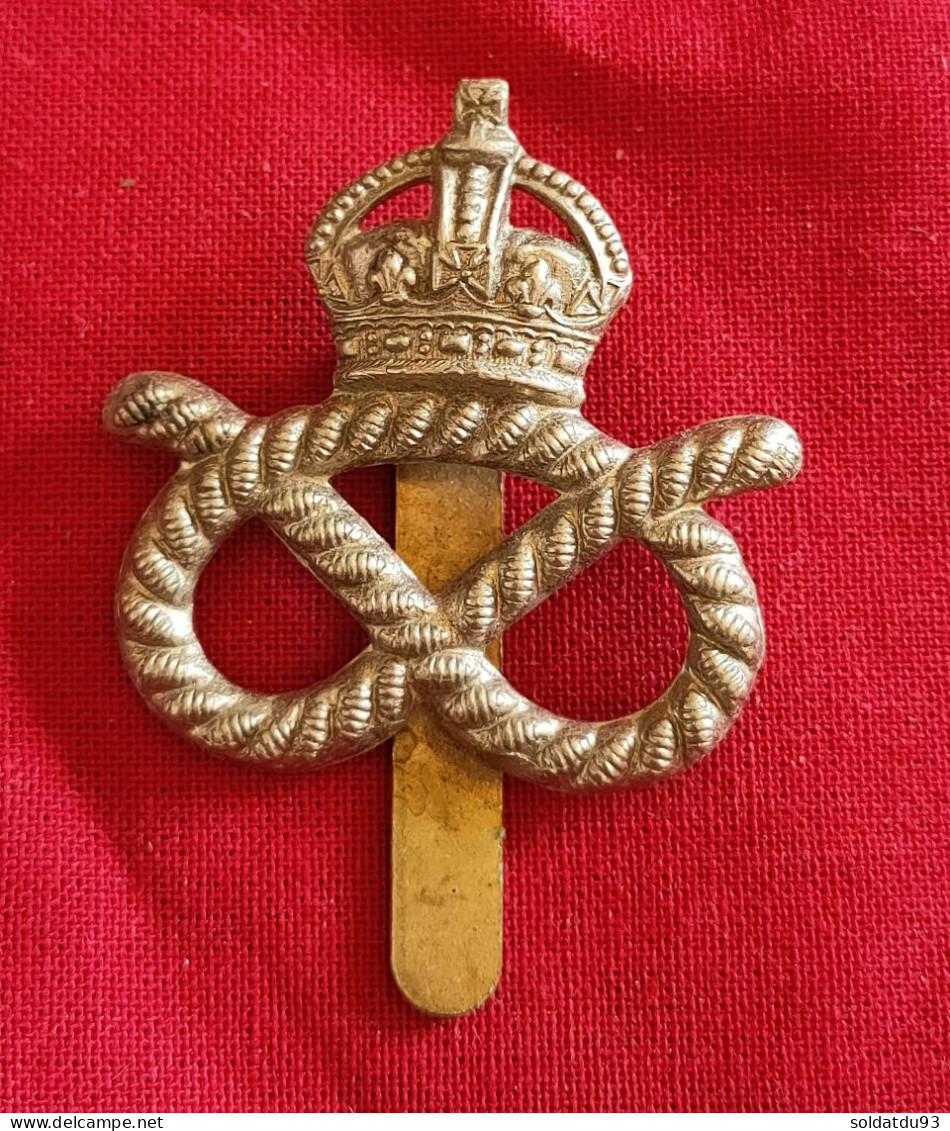 Insigne De Casquette The Staffordshire Yeomanry Régiment Royal De La Reine. - 1914-18