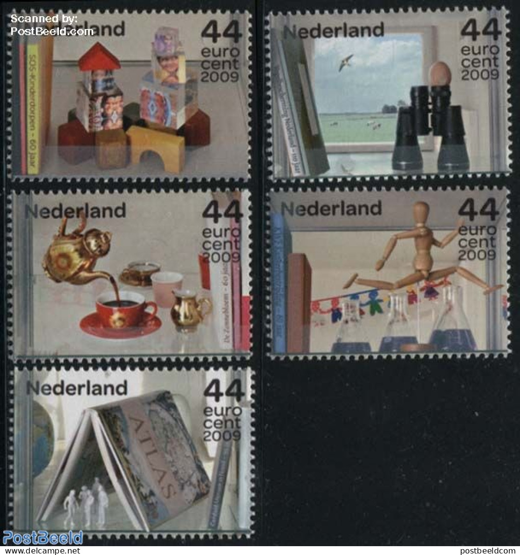 Netherlands 2009 Charity Organisations 5v, Mint NH, Health - Nature - Various - Food & Drink - Birds - Toys & Children.. - Ongebruikt