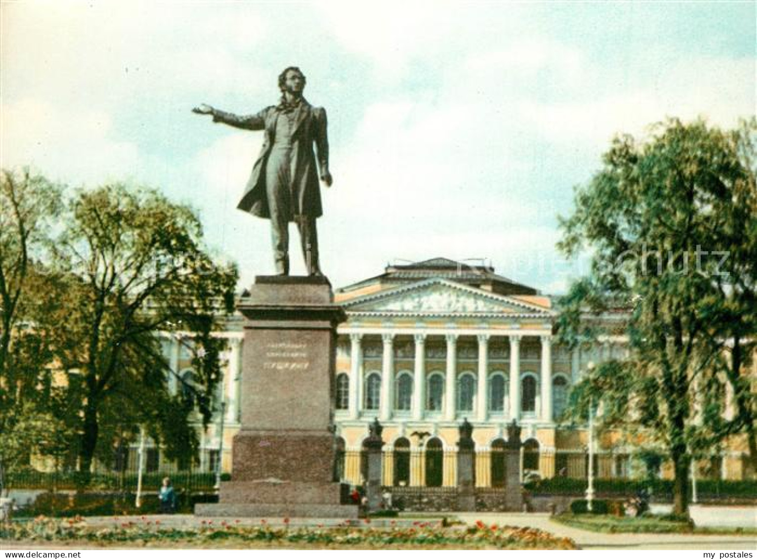 73354947 Leningrad St Petersburg Puschkin Denkmal Platz Der Kuenste Leningrad St - Russland