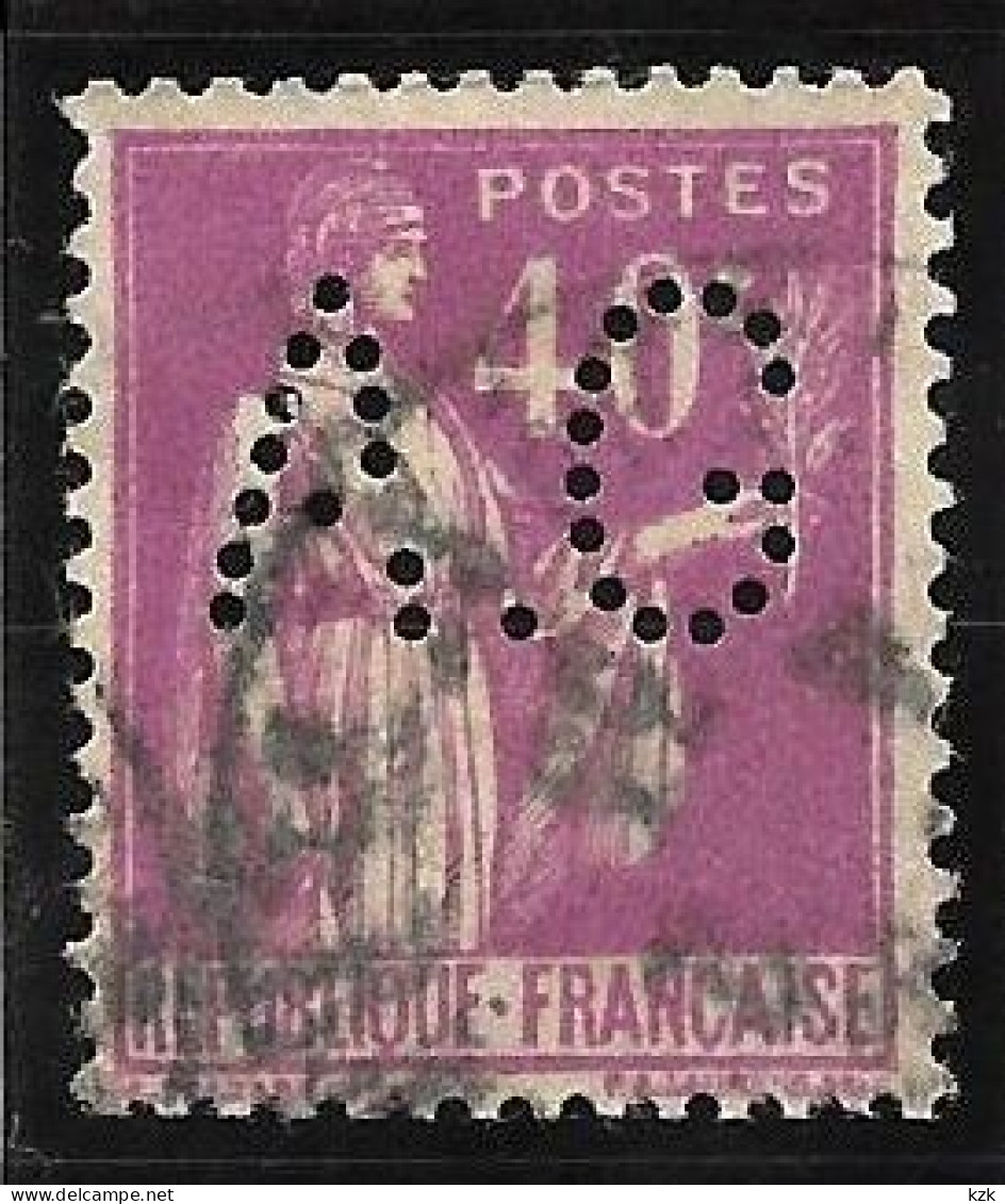 1 04	02	04	N°	281	Perforé	-	AG 93	-	AGENCE GL. De LIBRAIRIE Et PUBLICATION - Used Stamps