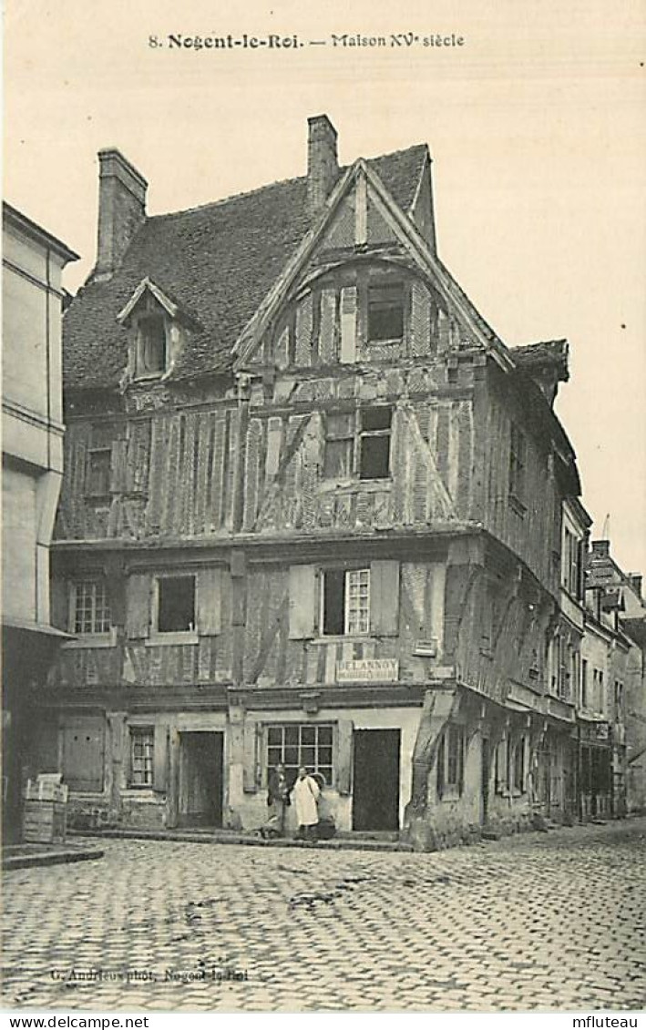 28* NOGENT LE ROI Maison XV E MA100,1171 - Nogent Le Roi