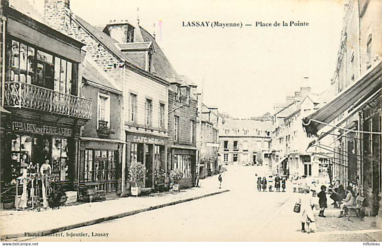 53* LASSAY Place De La Pointe        MA102,0451 - Lassay Les Chateaux