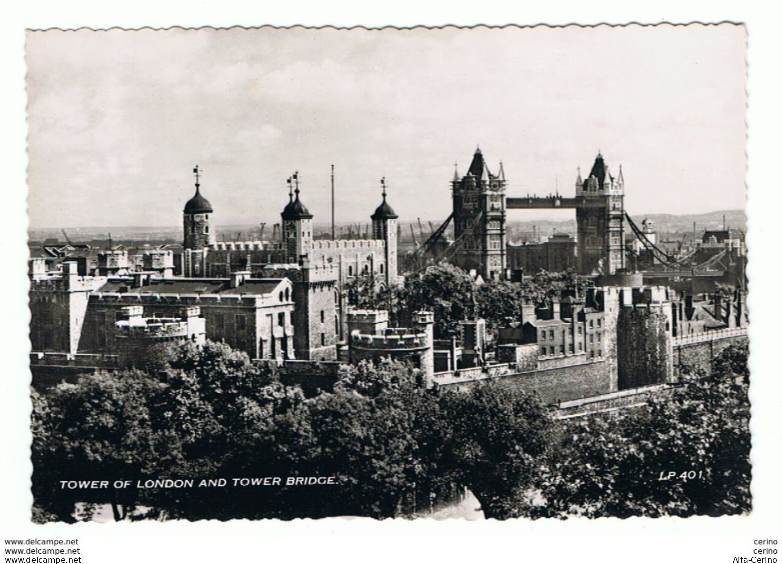 LONDON:  TOWER  OF  LONDON  AND  TOWER  BRIDGE  -  PHOTO  -  FG - Tower Of London