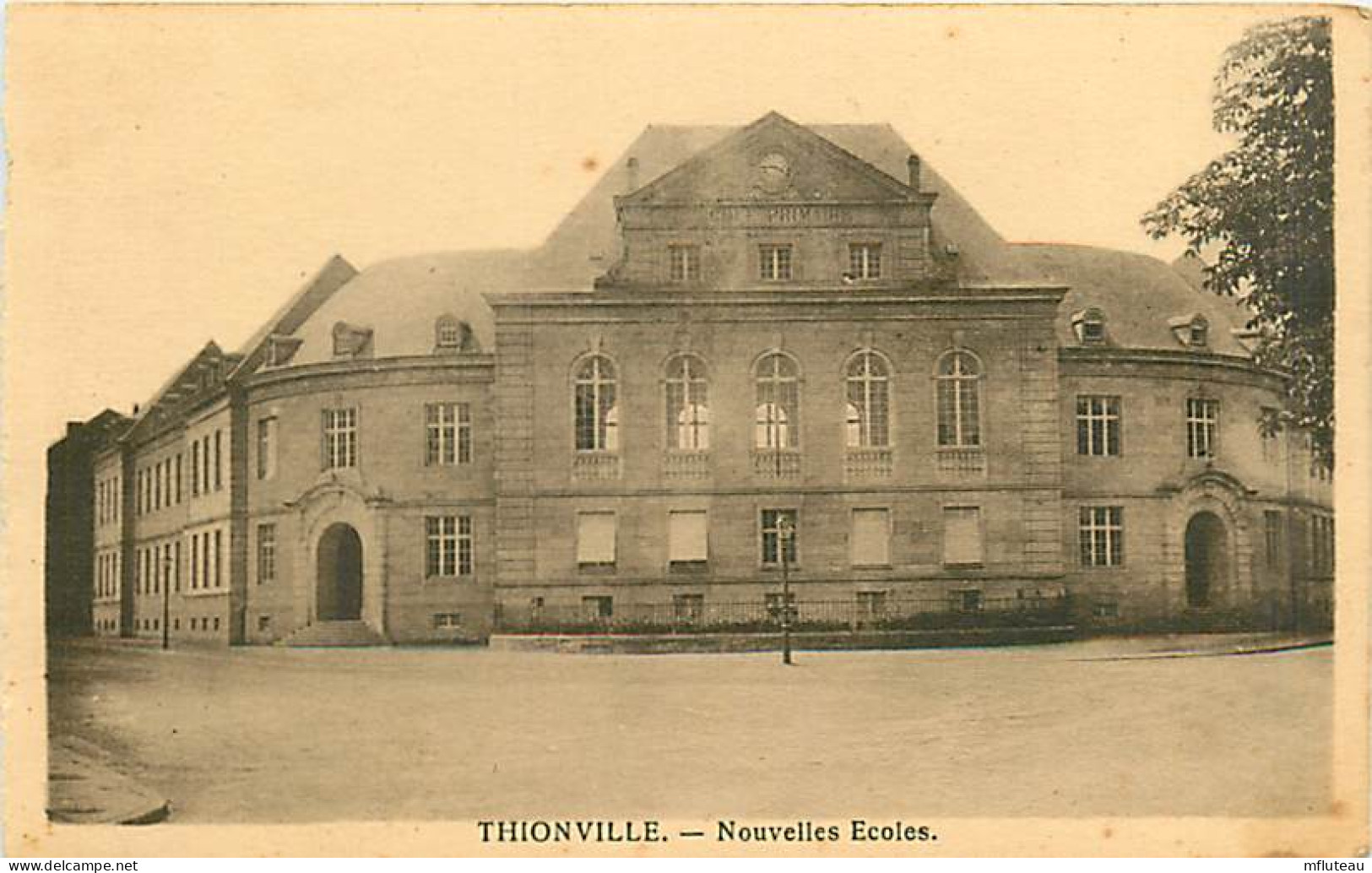 57* THIONVILLE Nouvelles Ecoles  MA105,0227 - Thionville