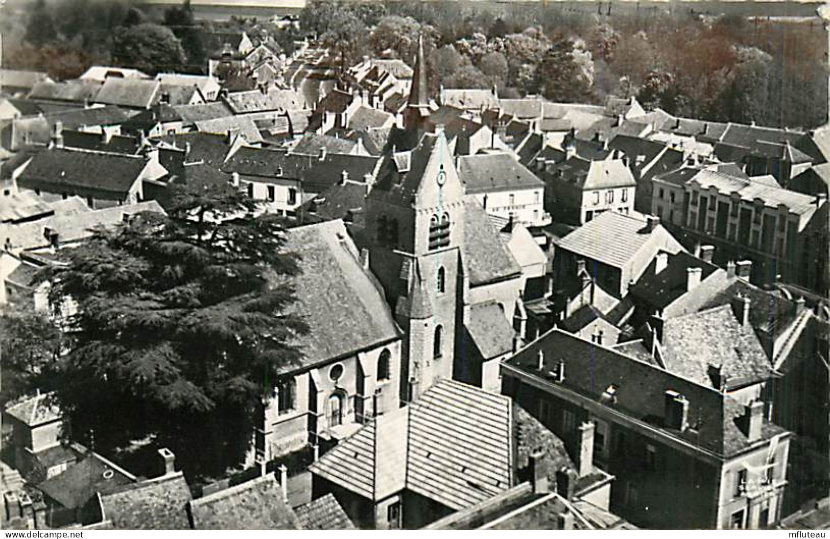 91* ANGERVILLE  Eglise   CPSM(9x14)    MA106,0046 - Angerville