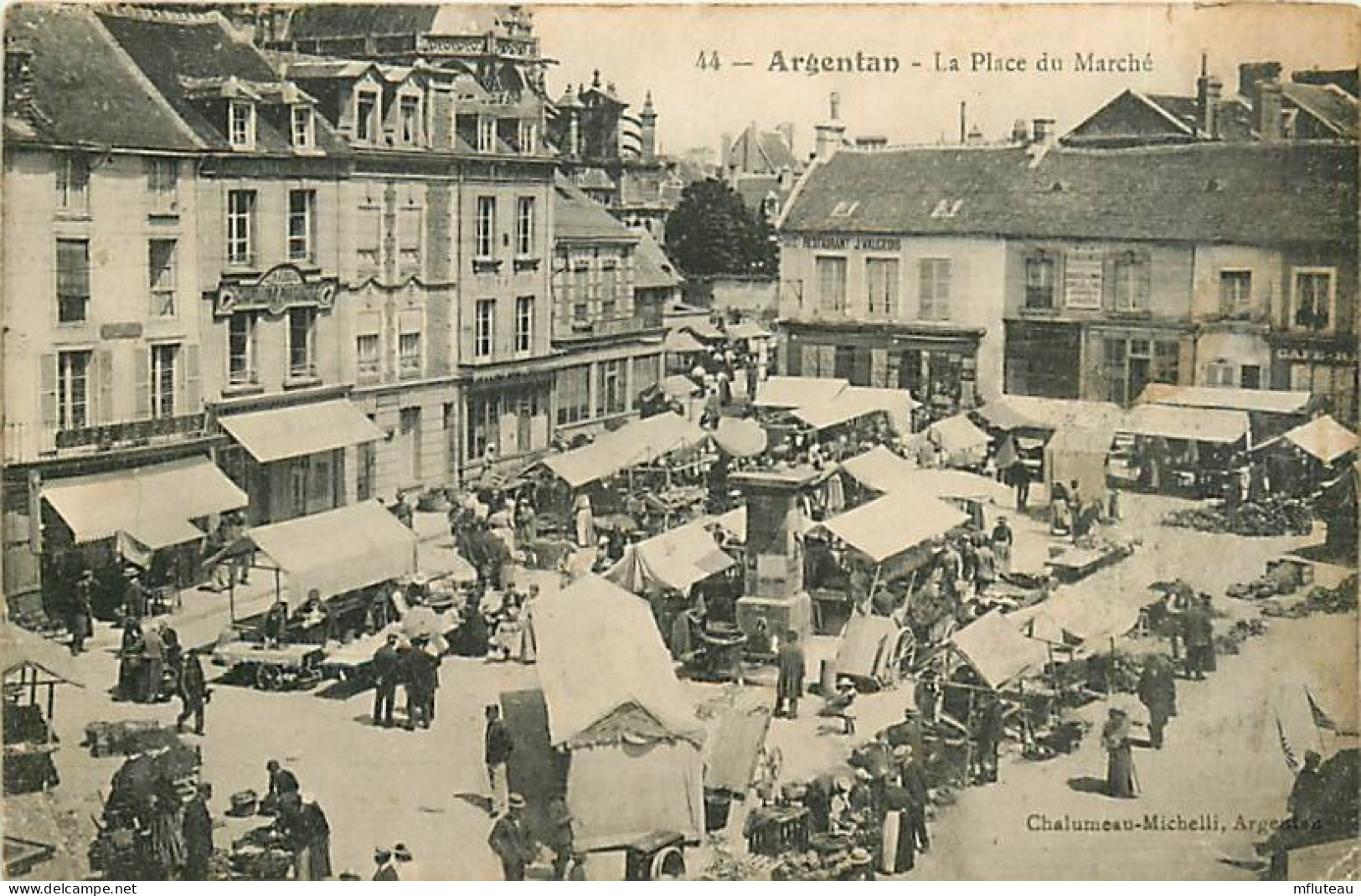 61* ARGENTAN Place Du Marche         MA105,1398 - Argentan