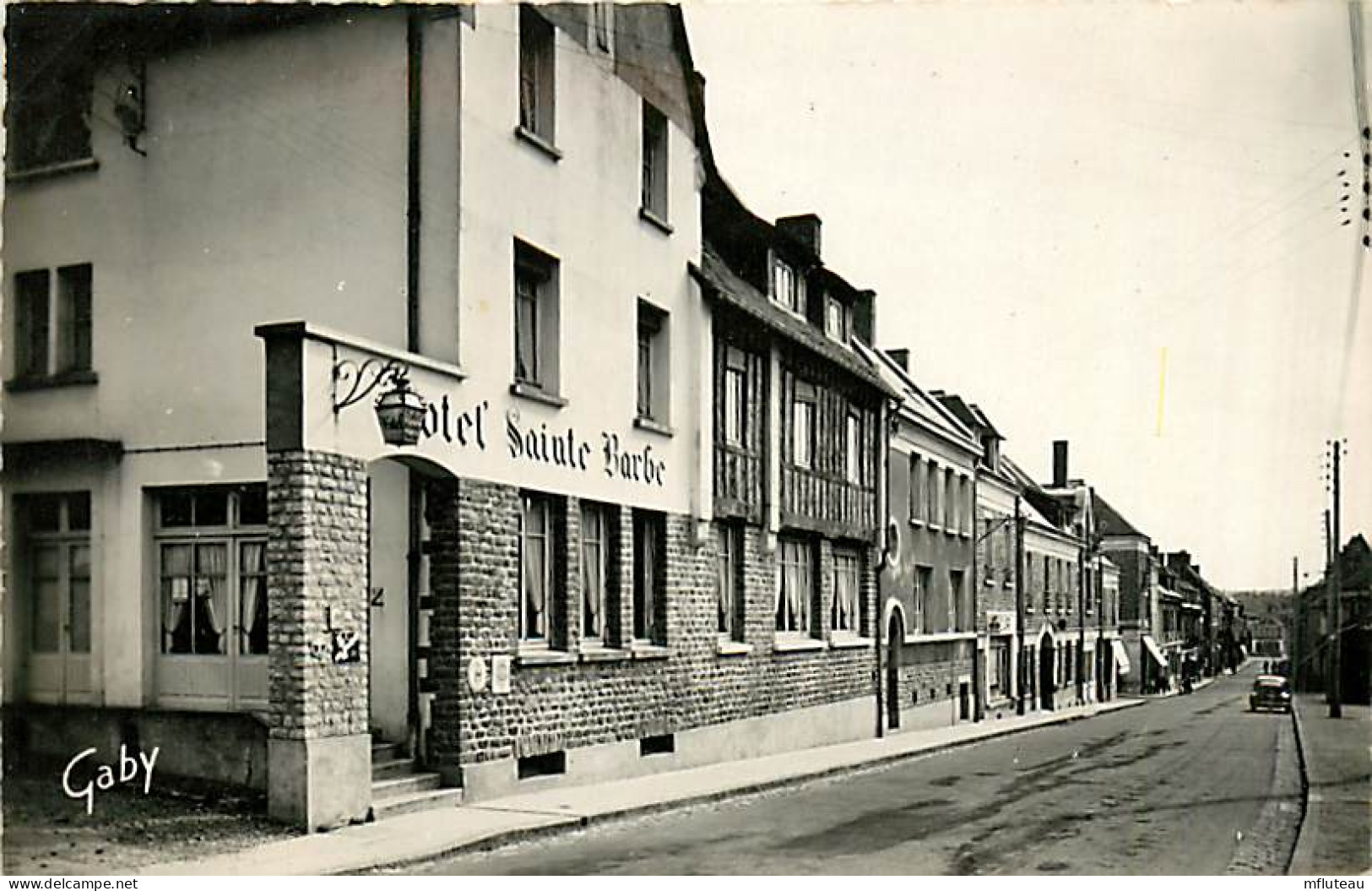 61* LE MERLERAULT   Hotel Ste Barbe CPSM(9X14)  MA105,1299 - Le Merlerault