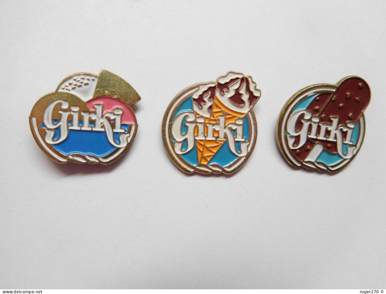 Série De 3 Pin's , Glaces Girki , , Vayres , Gironde , Signé Image De Marque - Lebensmittel