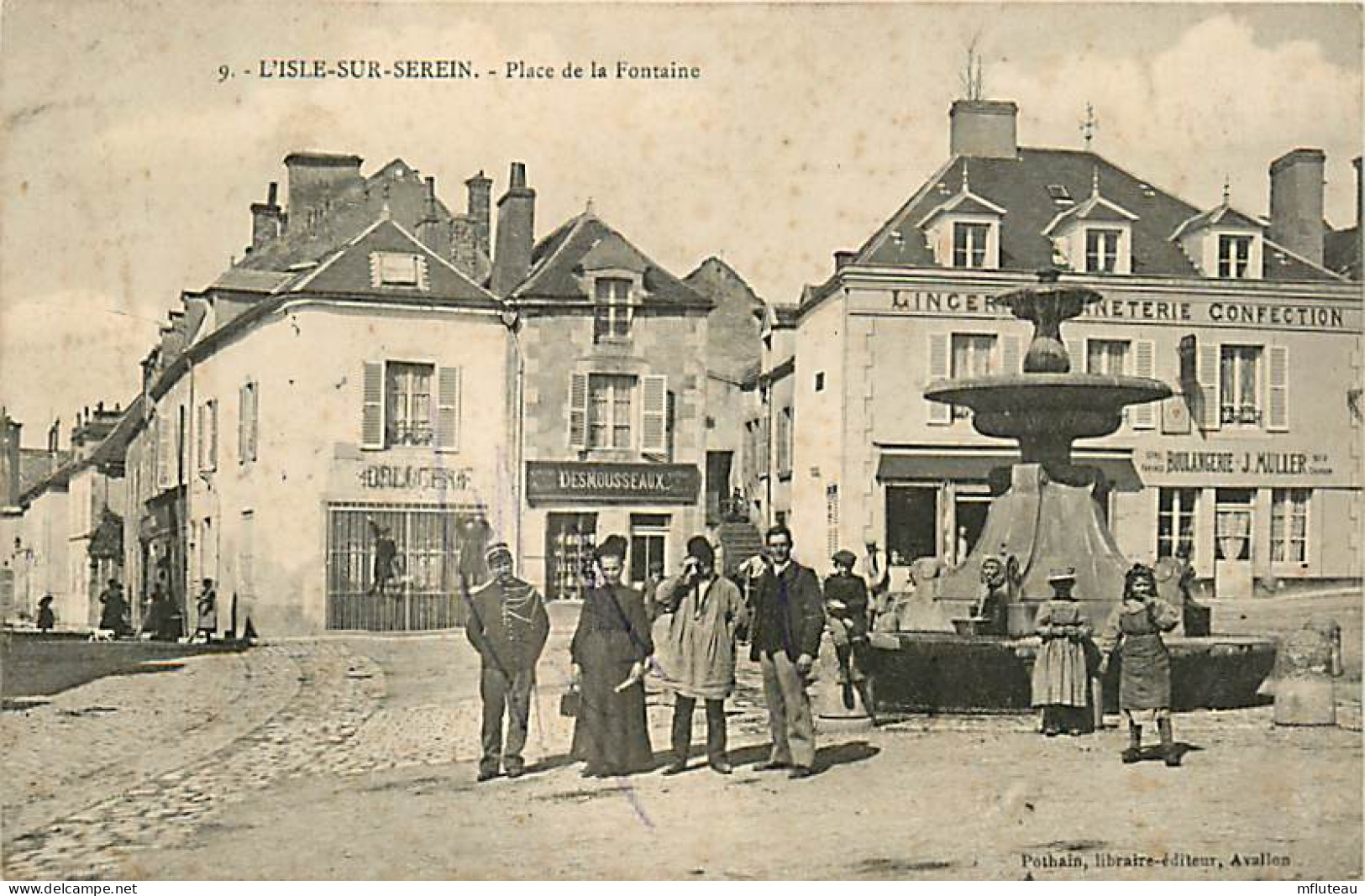 89* ISLE SUR SEREIN   Place De La Fontaine      MA107,1243 - L'Isle Sur Serein