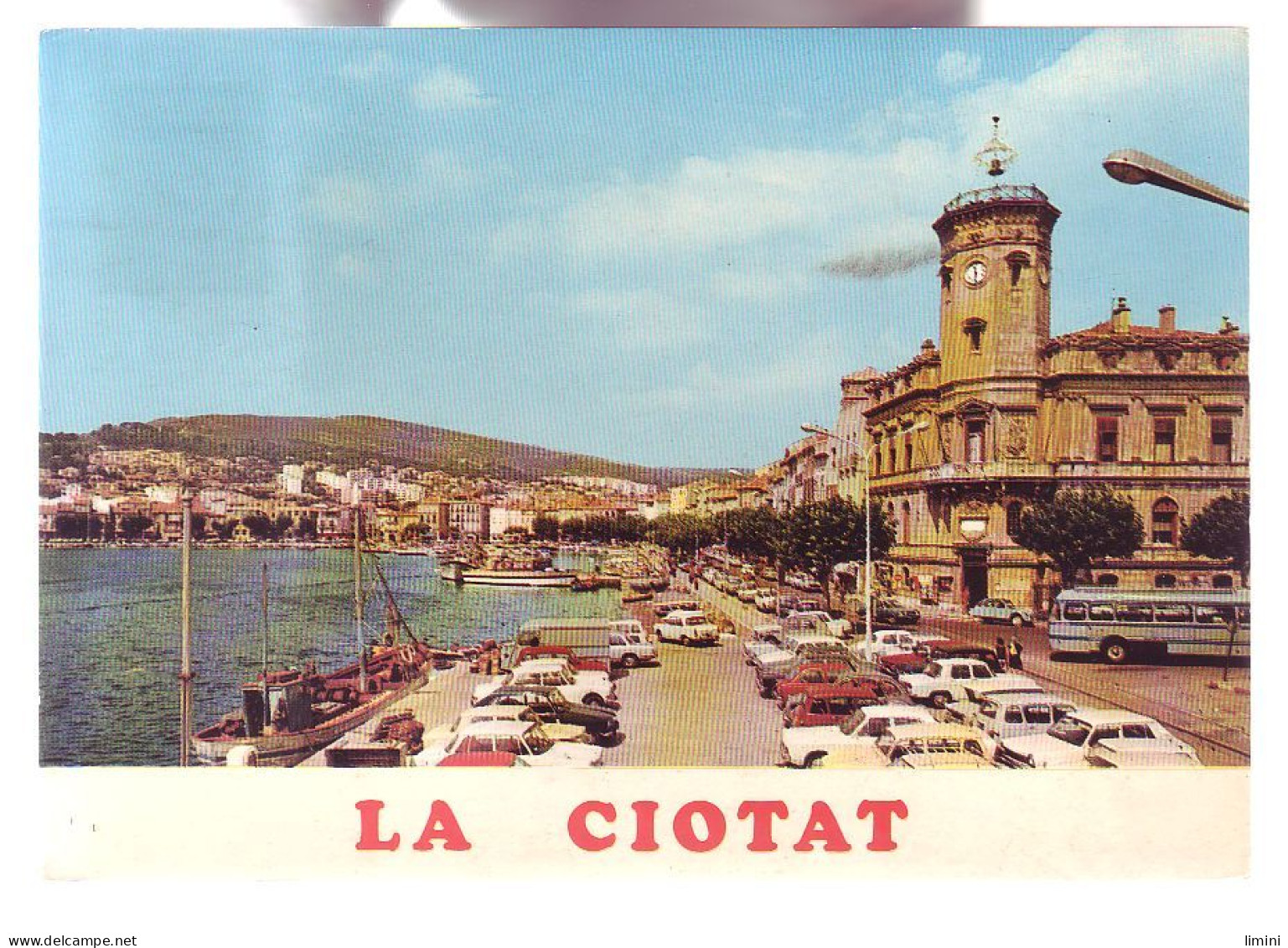 13 - LA CIOTAT - LE PORT ET LA MAIRIE - AUTOMOBILE - - La Ciotat