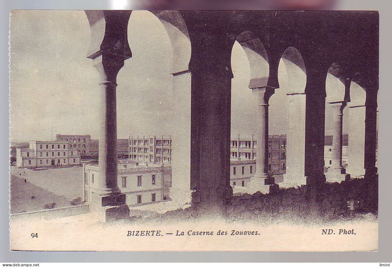 BIZERTE - LA CASERNE DES ZOUAVES - - Tunesien