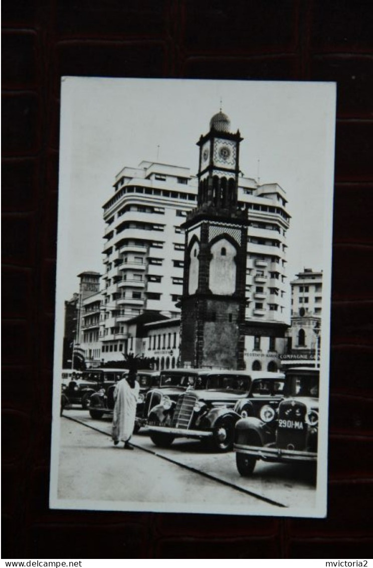 MAROC - CASABLANCA : La Tour De L'horloge ( Belles Voitures Au 1er Plan ). - Casablanca