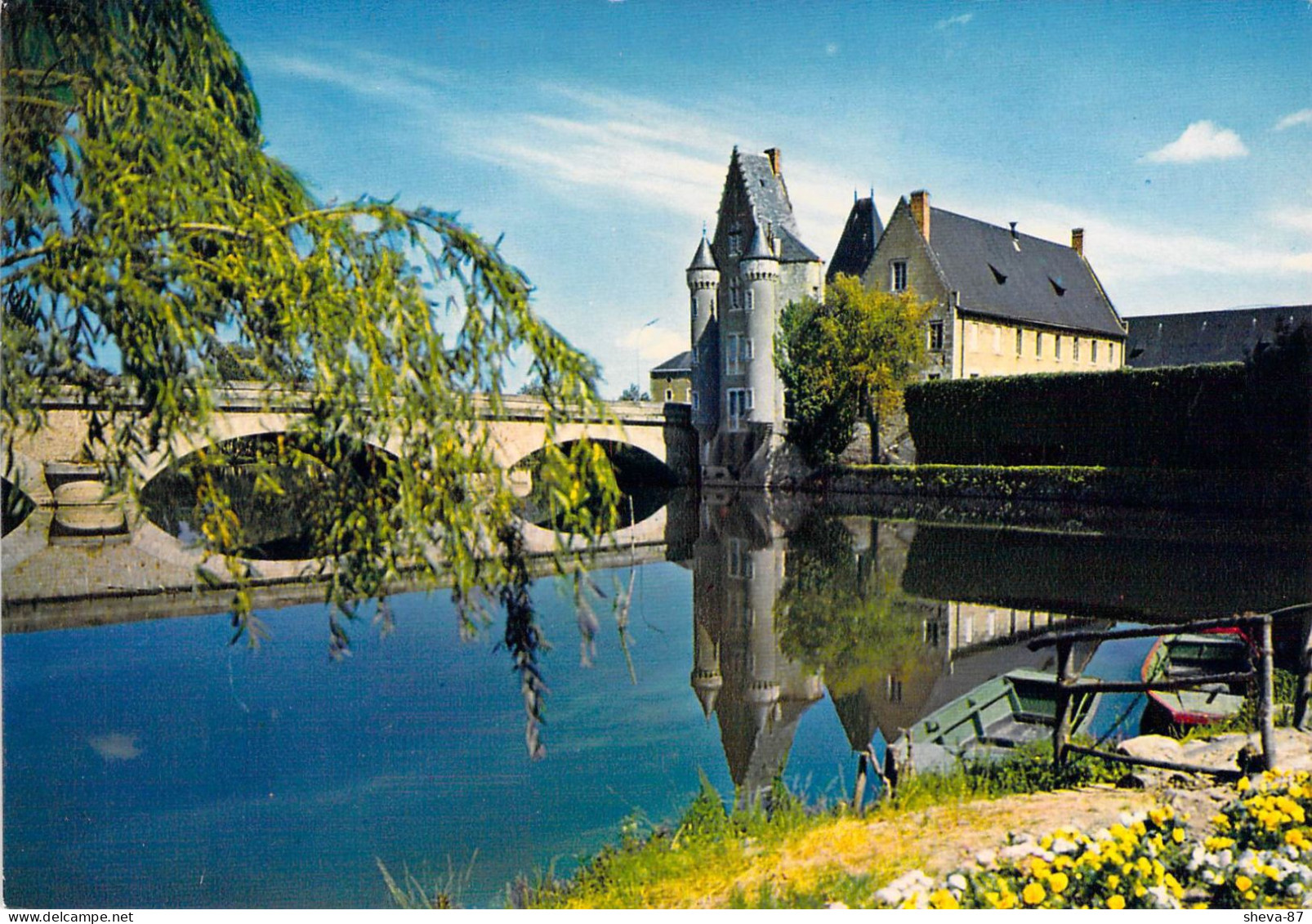 72 - La Flèche - Le Château Et Le Pont Sur Le Loir - La Fleche
