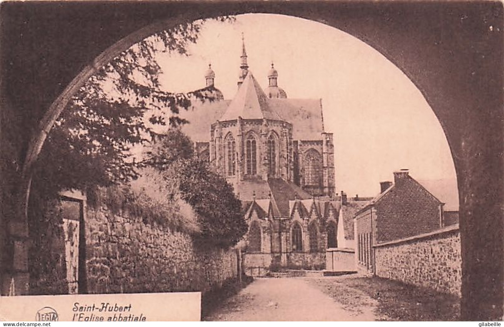 Luxembourg - SAINT HUBERT - L'eglise Abbatiale - Saint-Hubert