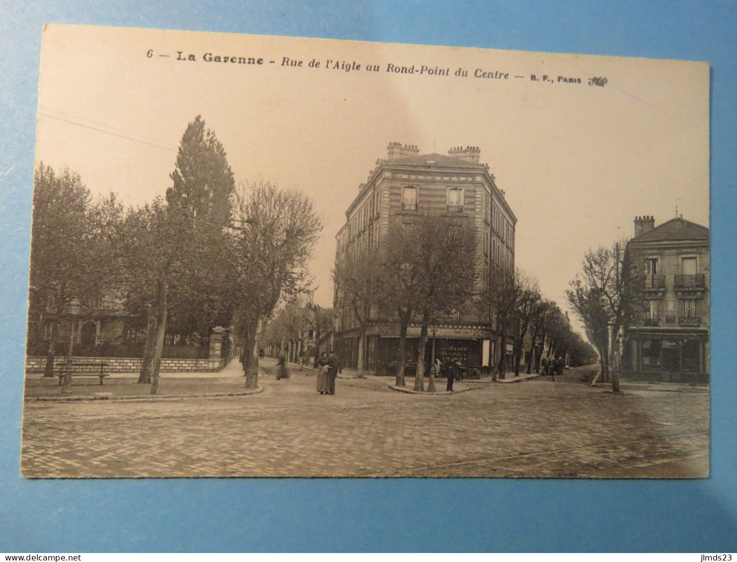 LA GARENNE, HAUTS DE SEINE, RUE DE L'AIGLE AU ROND POINT DU CENTRE, CPA - La Garenne Colombes