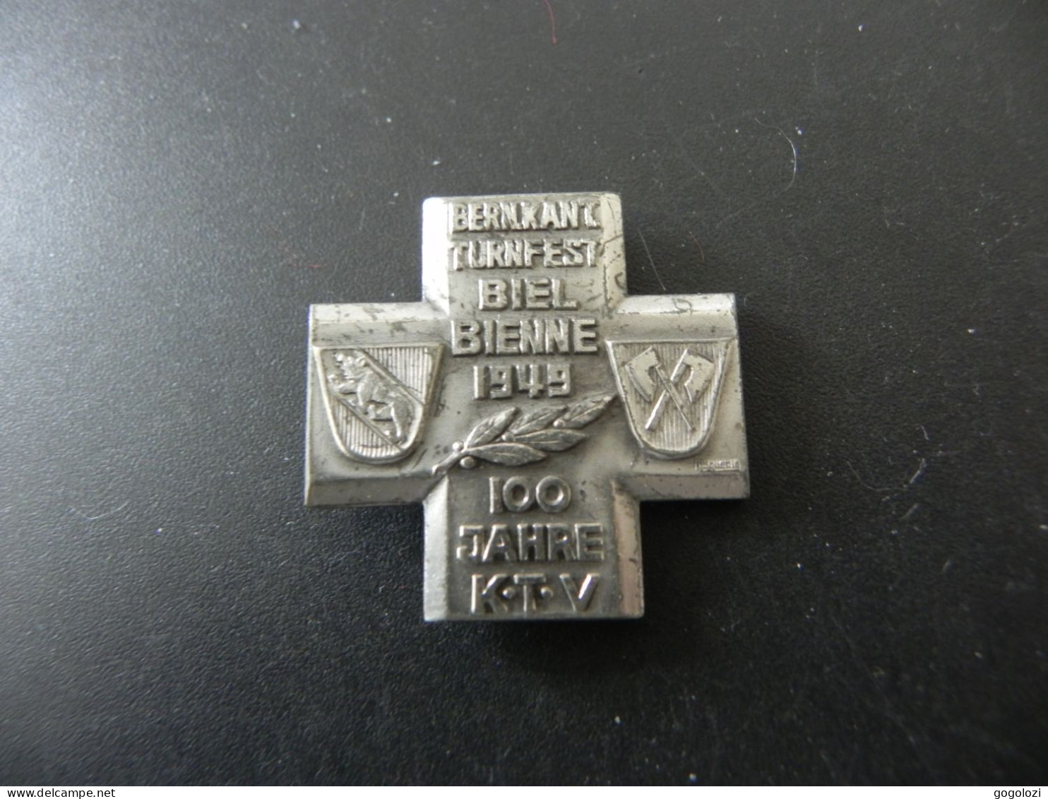Old Badge Schweiz Suisse Svizzera Switzerland - Turnkreuz Biel Bienne 1949 - Zonder Classificatie