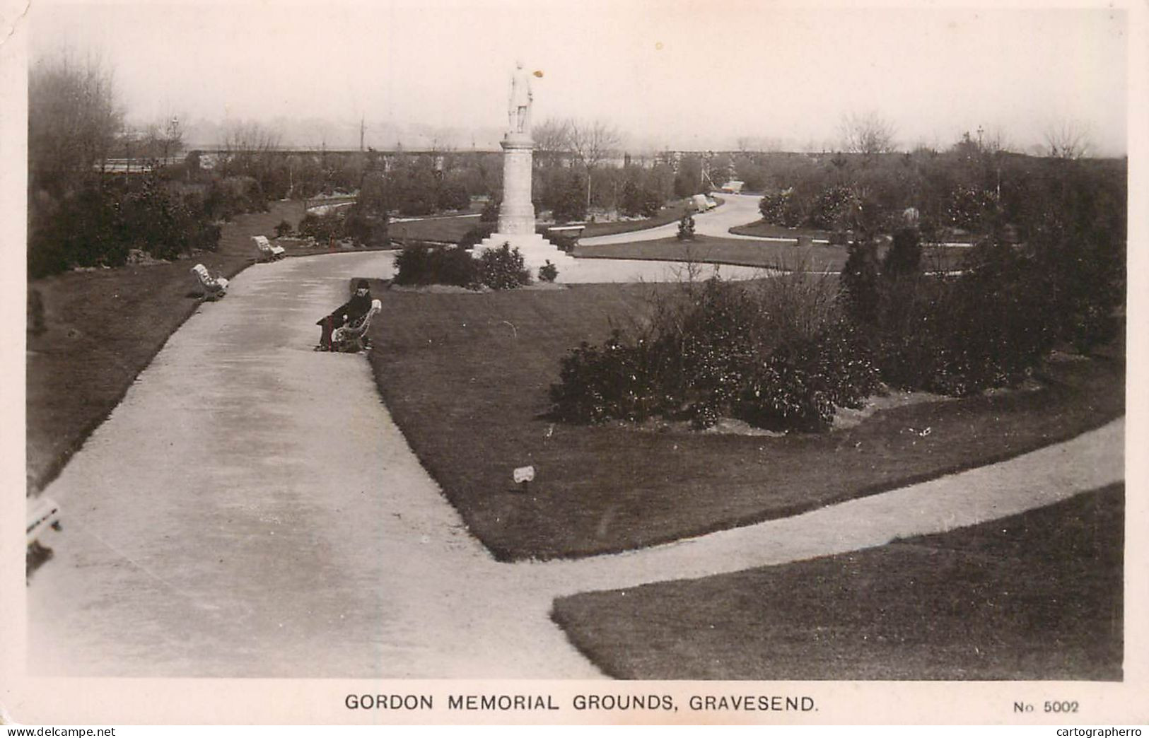 England Gravesend Gordon Memorial Grounds - Monuments Aux Morts
