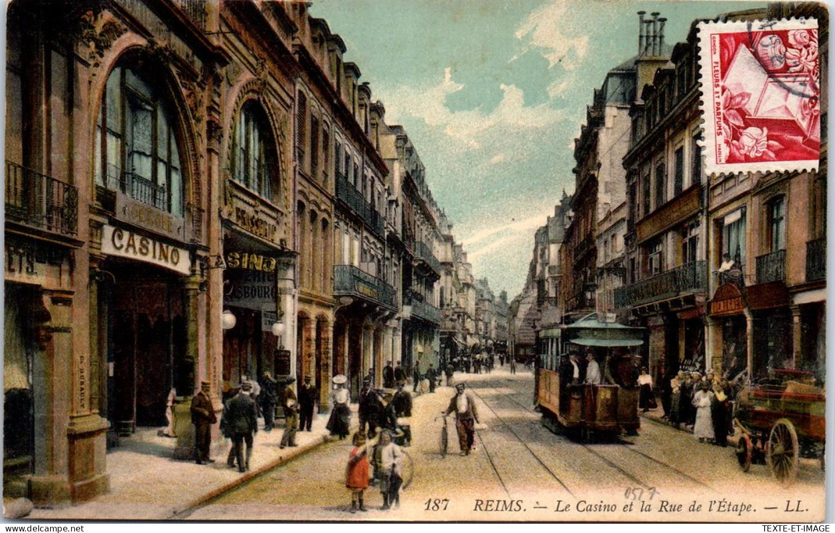 51 REIMS - Le Casino Et La Rue De L'eglise. - Reims