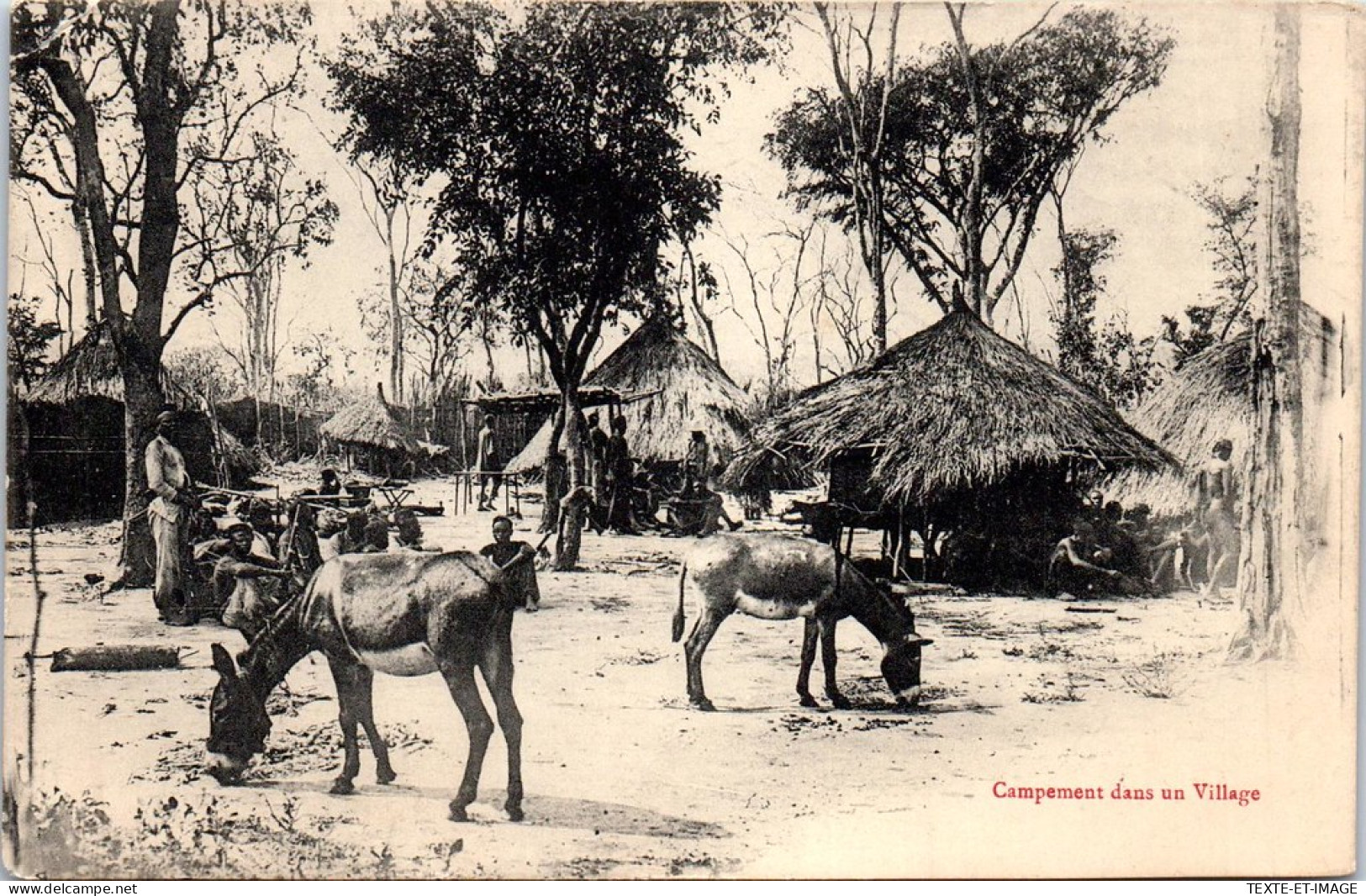 CONGO - Campement Dans Un Village  - French Congo