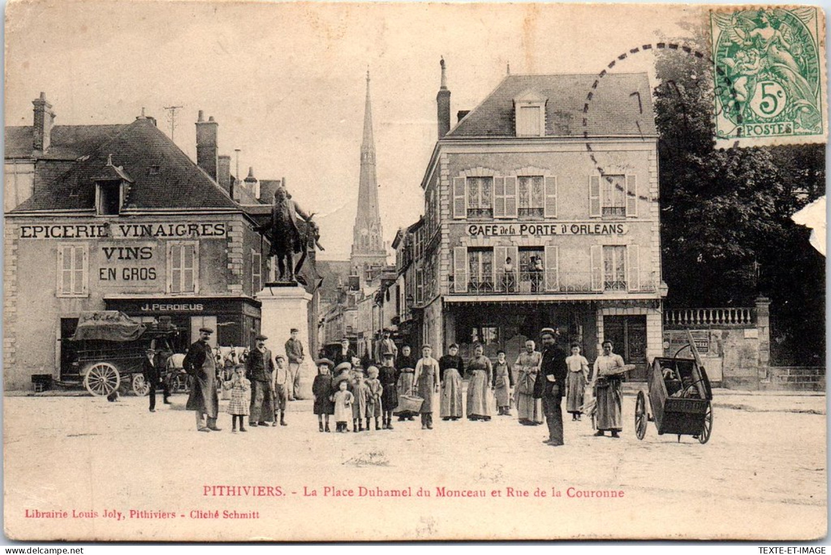 45 PITHIVIERS - La Place Duhamel Du Monceau  - Pithiviers