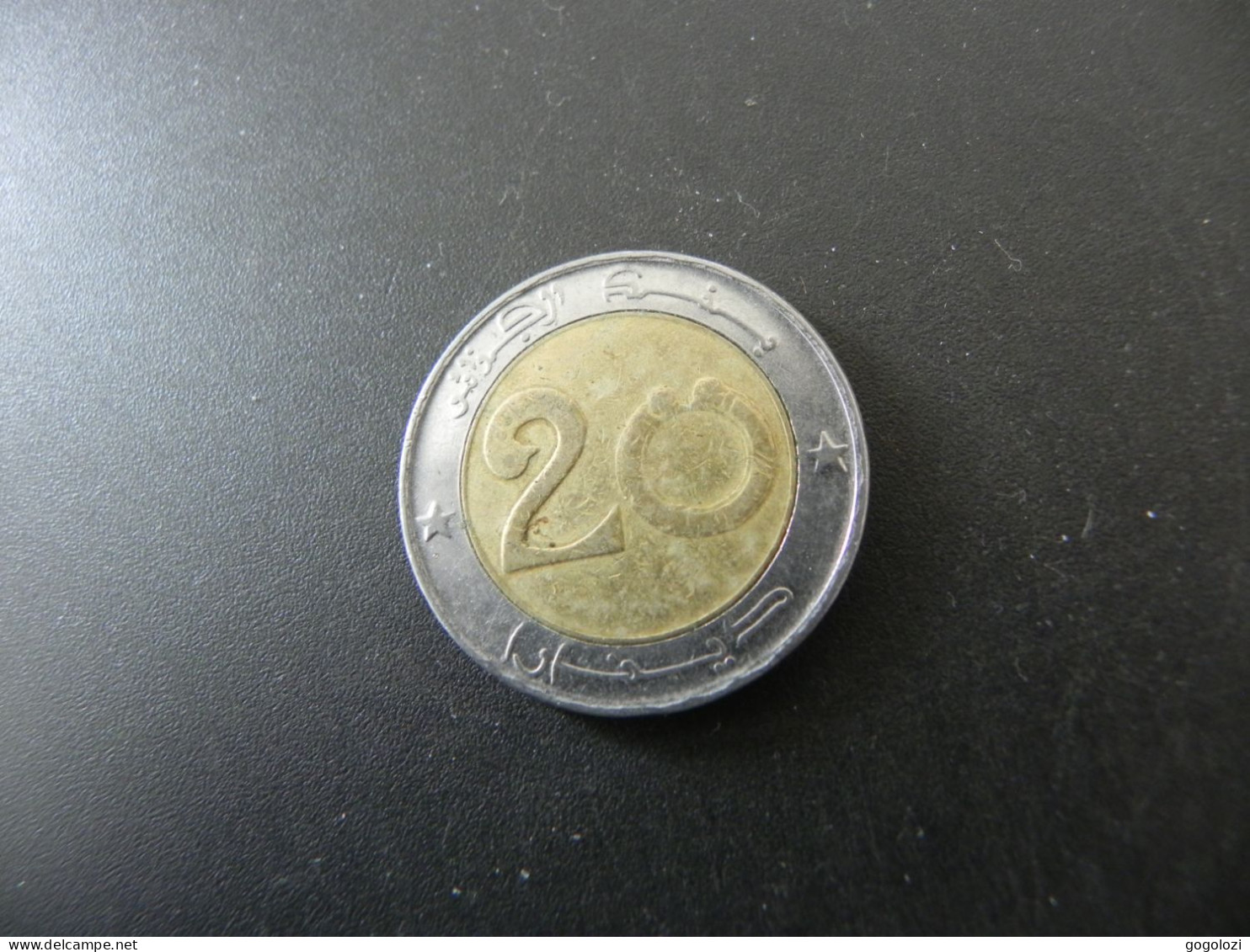 Algeria 20 Dinars 2005 - Argelia