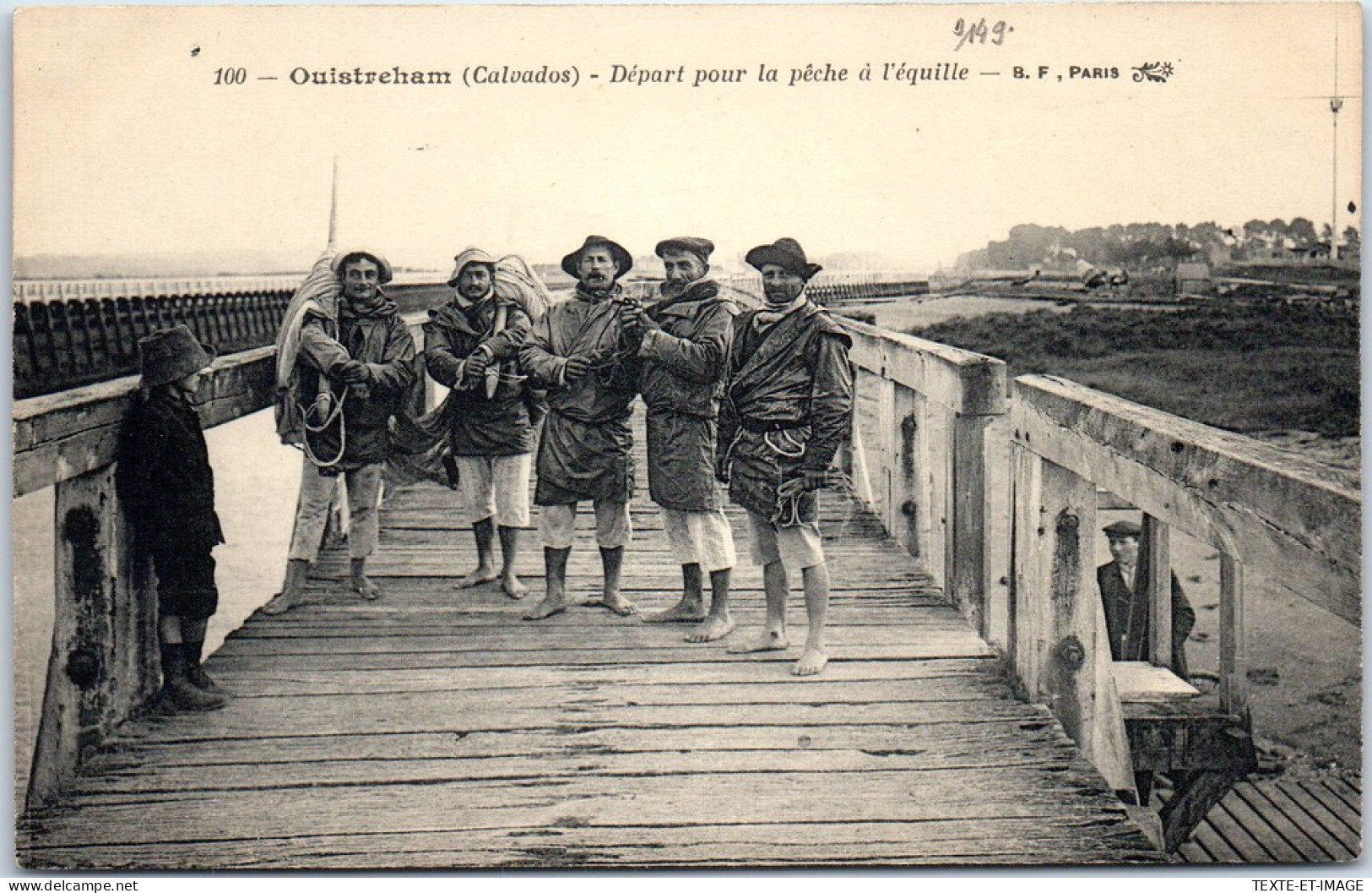 14 OUISTREHAM - Depart Pour La Peche A L'equille. - Ouistreham