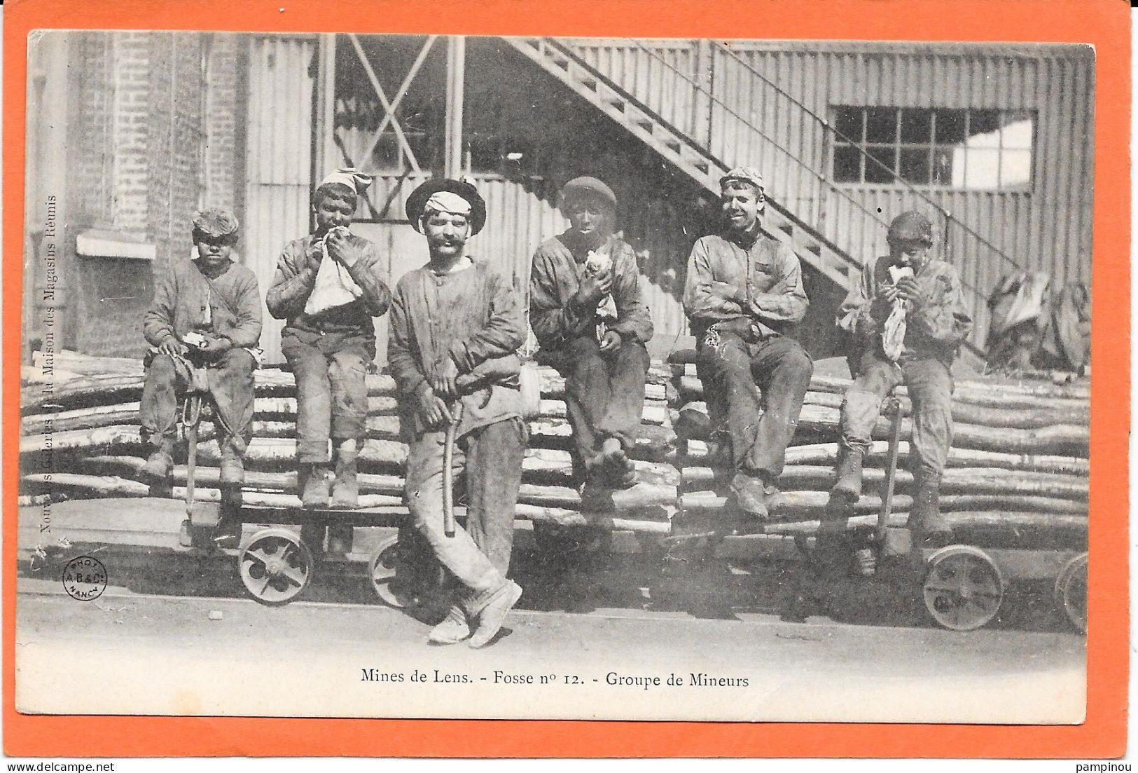 METIERS - Mines, Mineurs  - Mines De LENS. Fosse 12. Groupe Mineurs - Mines