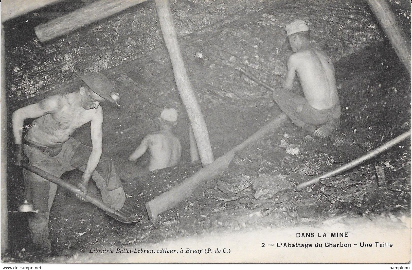 METIERS - Mines, Mineurs  - L'abattage Du Charbon - Une Taille - Bergbau