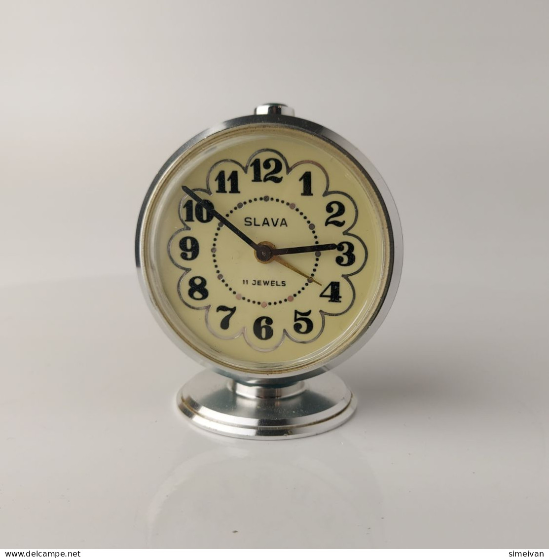 Vintage Mechanical Alarm Clock Slava 11 Jewels Russian Russia Soviet USSR  #5556 - Wecker