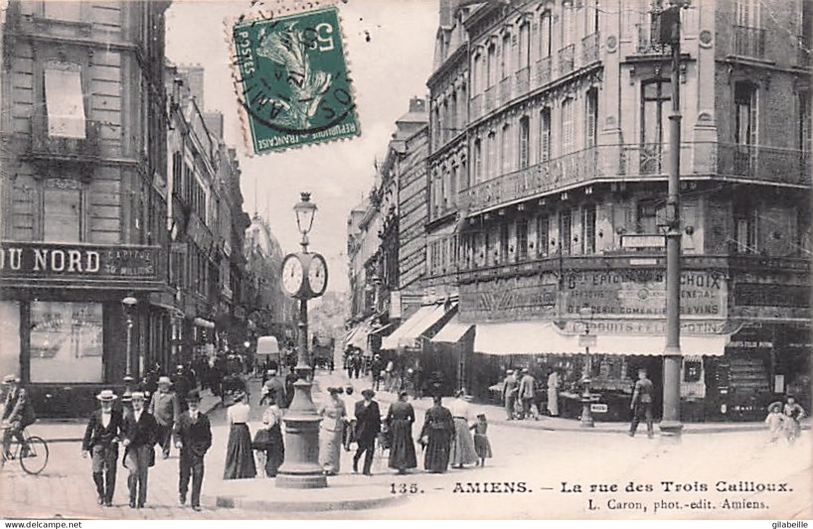 80 - AMIENS  - La Rue Des Trois Cailloux - Amiens