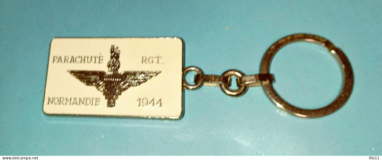 France Porte Clé Normandie 1944 (Parachuté RGT.) - Andere & Zonder Classificatie