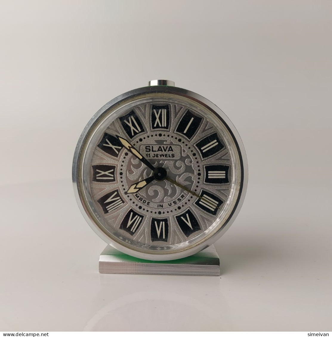 Vintage Mechanical Alarm Clock Slava 11 Jewels Russian Russia Soviet USSR  #5558 - Despertadores