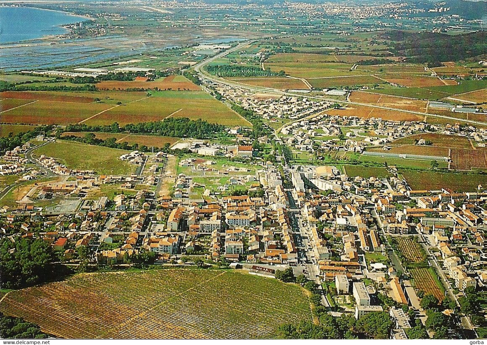 *CPM  - 83 - LA LONDE LES MAURES - Vue Aérienne - La Londe Les Maures