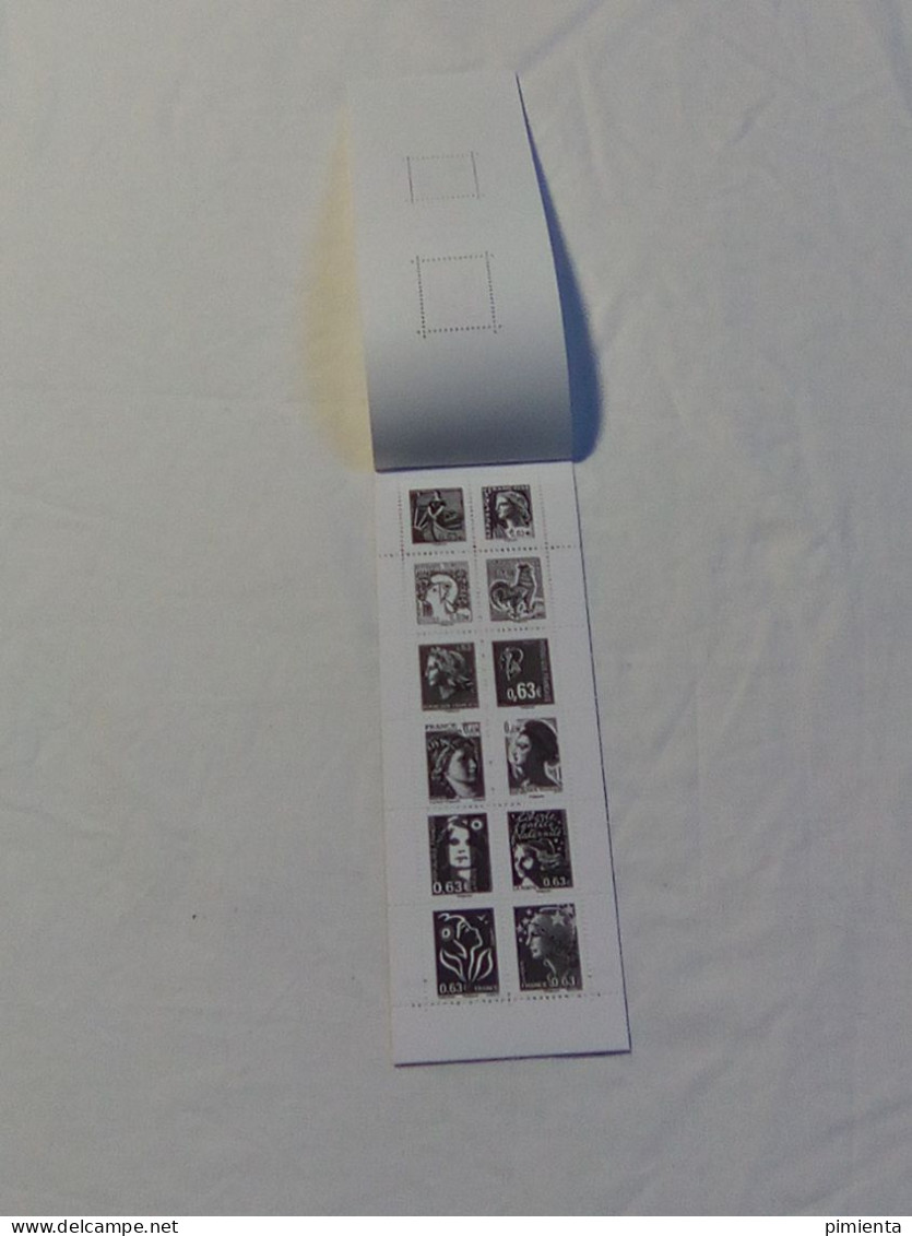 timbres de France neufs, 2 carnets  "La Vème République au fil du timbre" n°1520A et n°BC 913 autoadhésifs