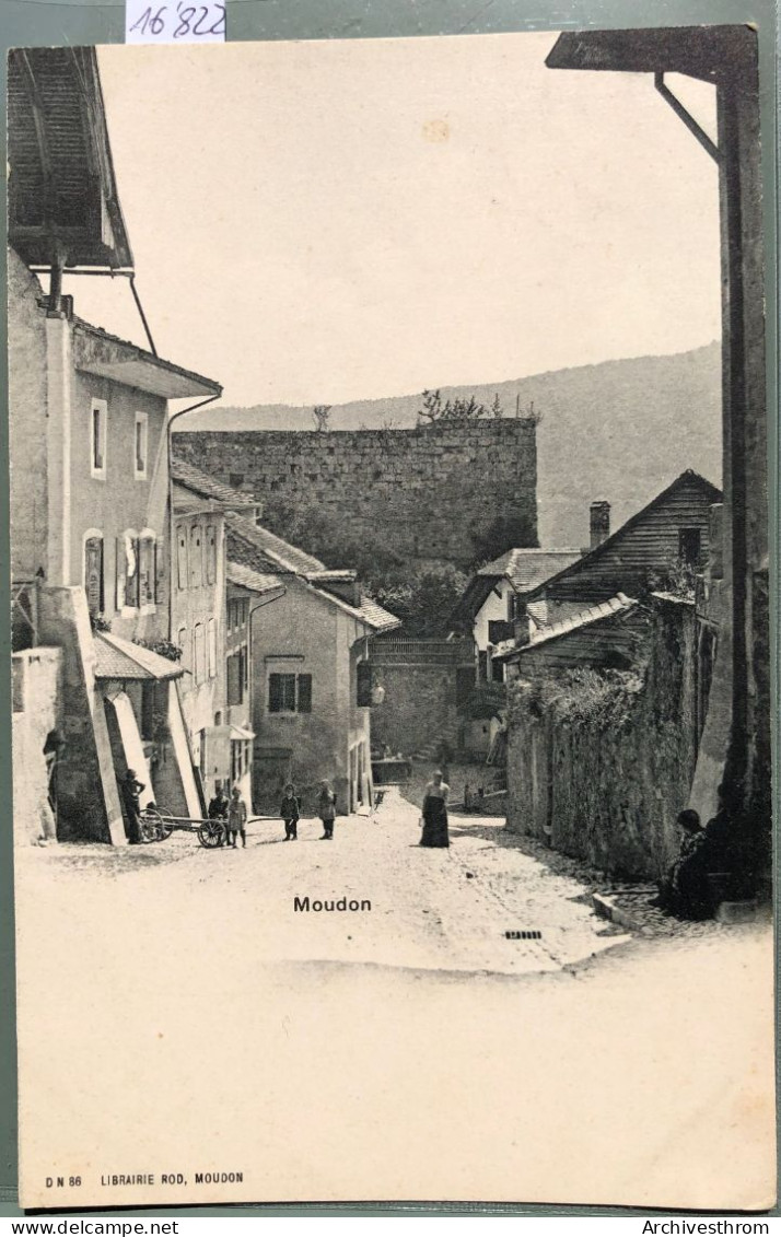 Moudon (Vaud), Rue à Forte Pente (bas De La Rue Du Temple ?), Vers 1900 ; Femme Et Enfants (16'822) - Moudon