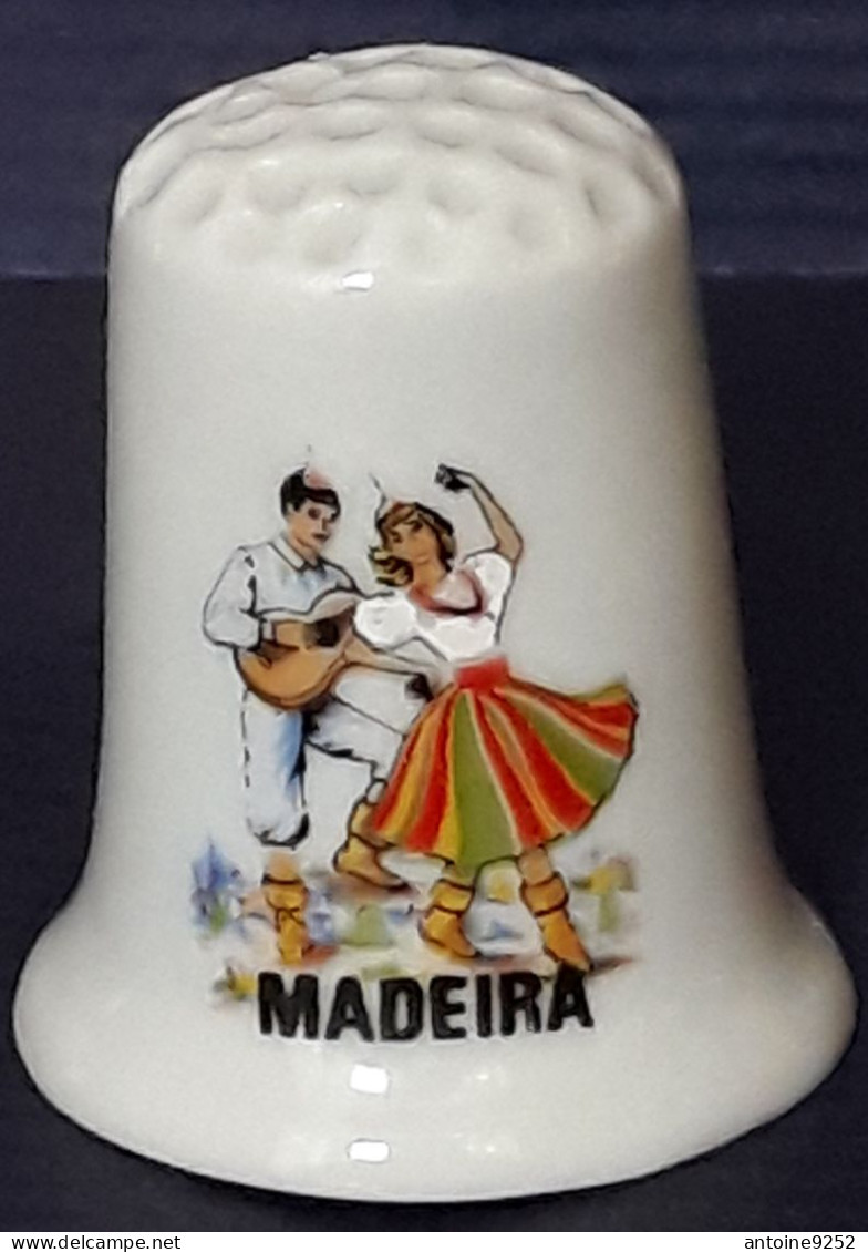 Dé à Coudre Motifs Madeira - Autres & Non Classés
