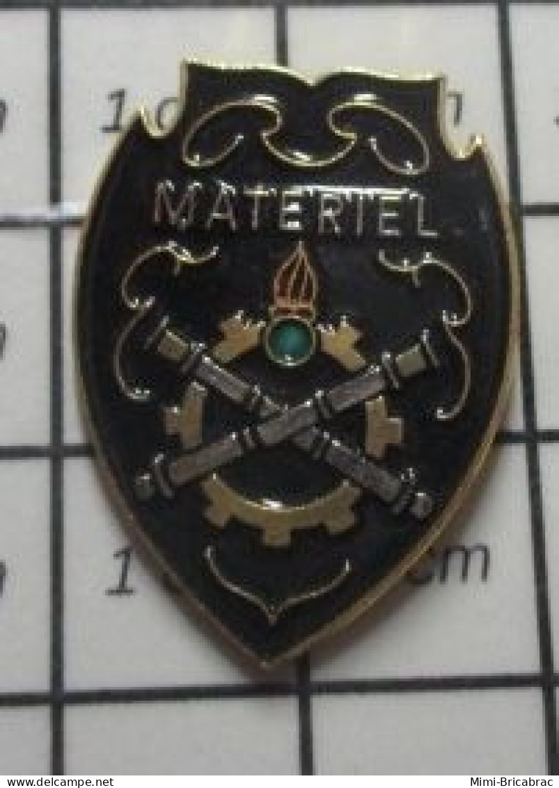 413H Pin's Pins / Beau Et Rare / MILITARIA / MATERIEL ARME DE L'ARMEE DE TERRE - Militari