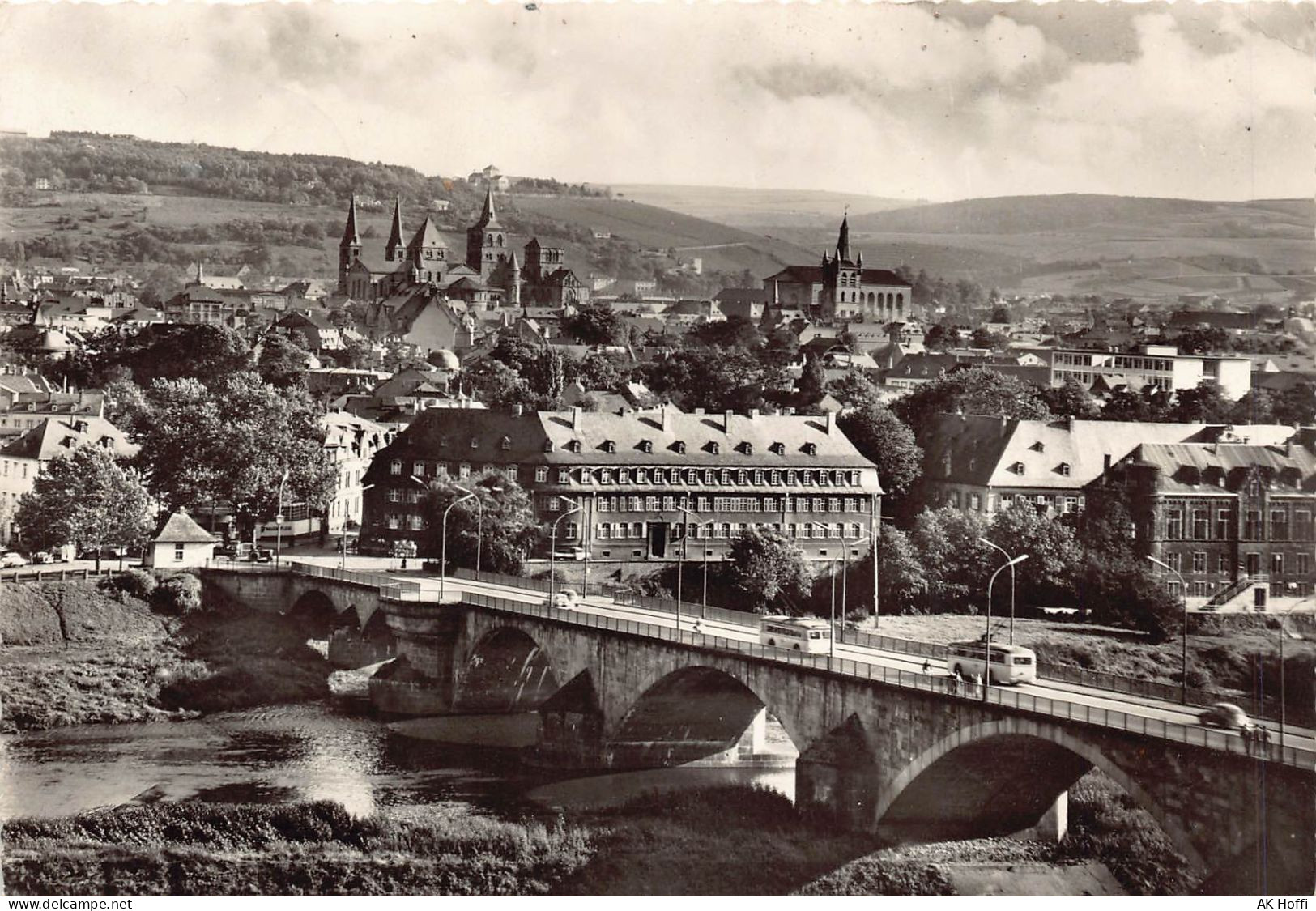 Trier An Der Mosel - Totalansicht Mit Moselbrücke Autos Omnibus 1961 - Trier