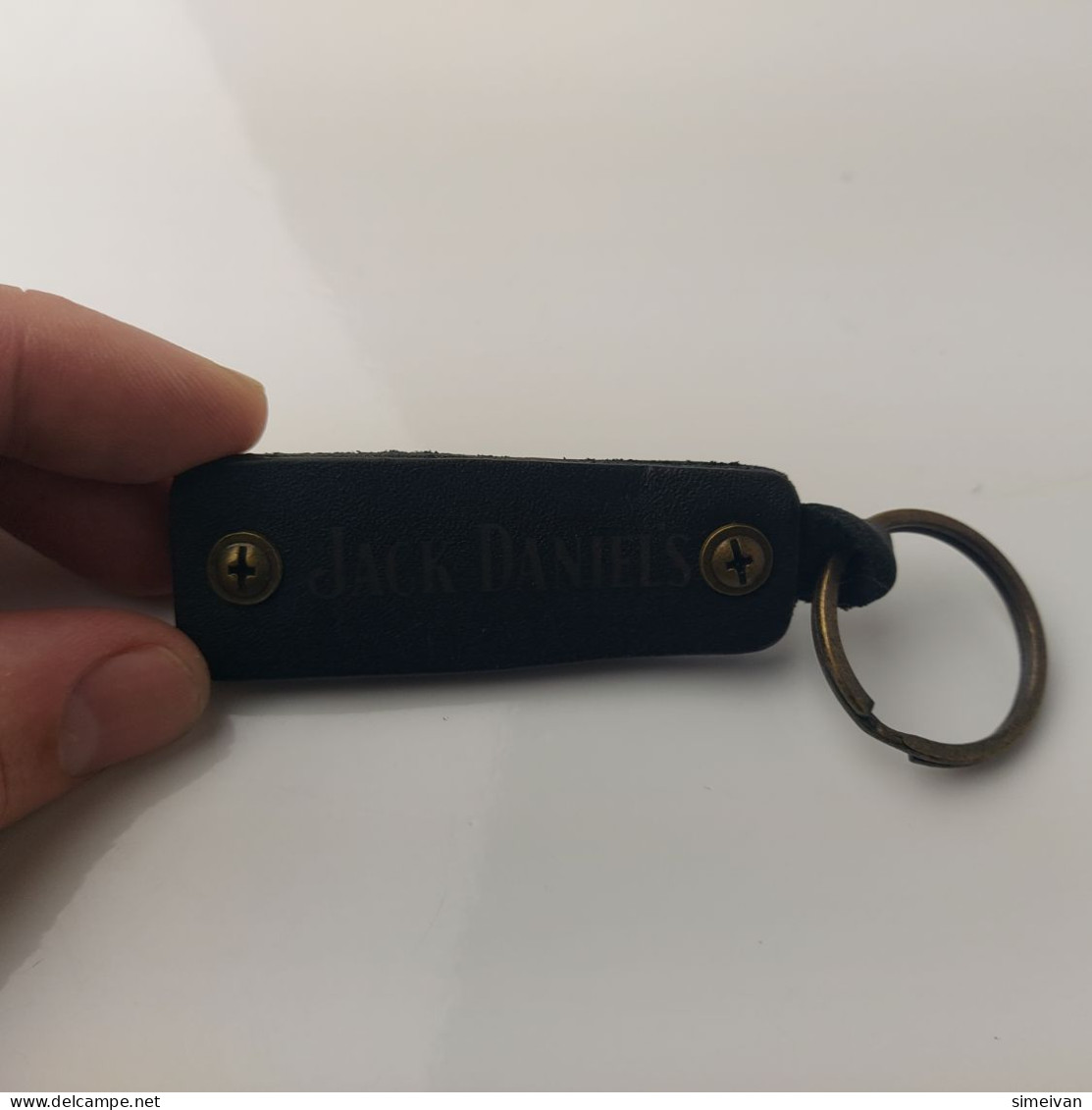 Jack Daniel's Whiskey Collectible Black Leather Key Ring Keychain #5560 - Porte-clefs