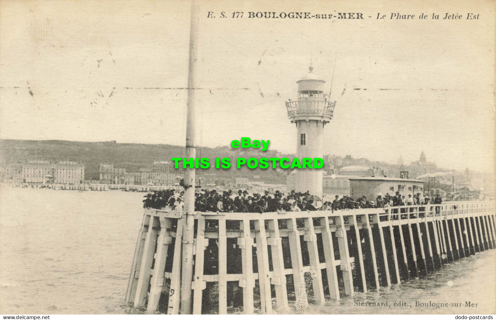 R618716 E. S. 177. Boulogne Sur Mer. Le Phare De La Jetee Est. Stevenard. 1923 - Welt